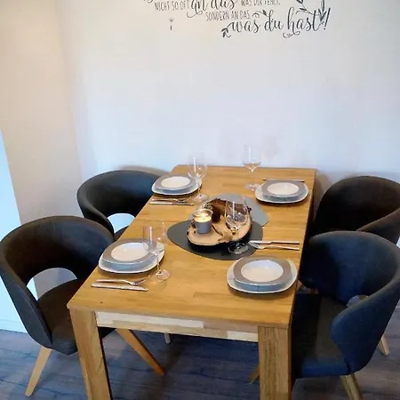 Schwarzwald Geht Immer 60 Qm Mit Grossem Suedbalkon, Wlan Und Magenta Tv Schönwalde